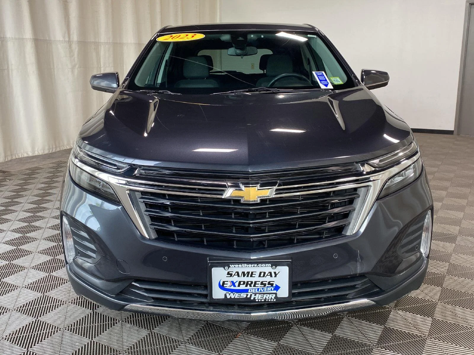 Used 2023 Iron Gray Metallic Chevrolet LT image 3
