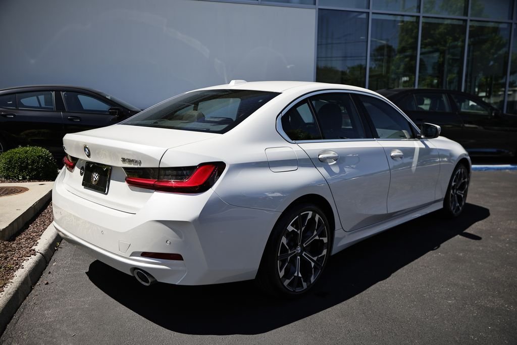 Used 2026 Mineral White Metallic BMW 330i xDrive image 4