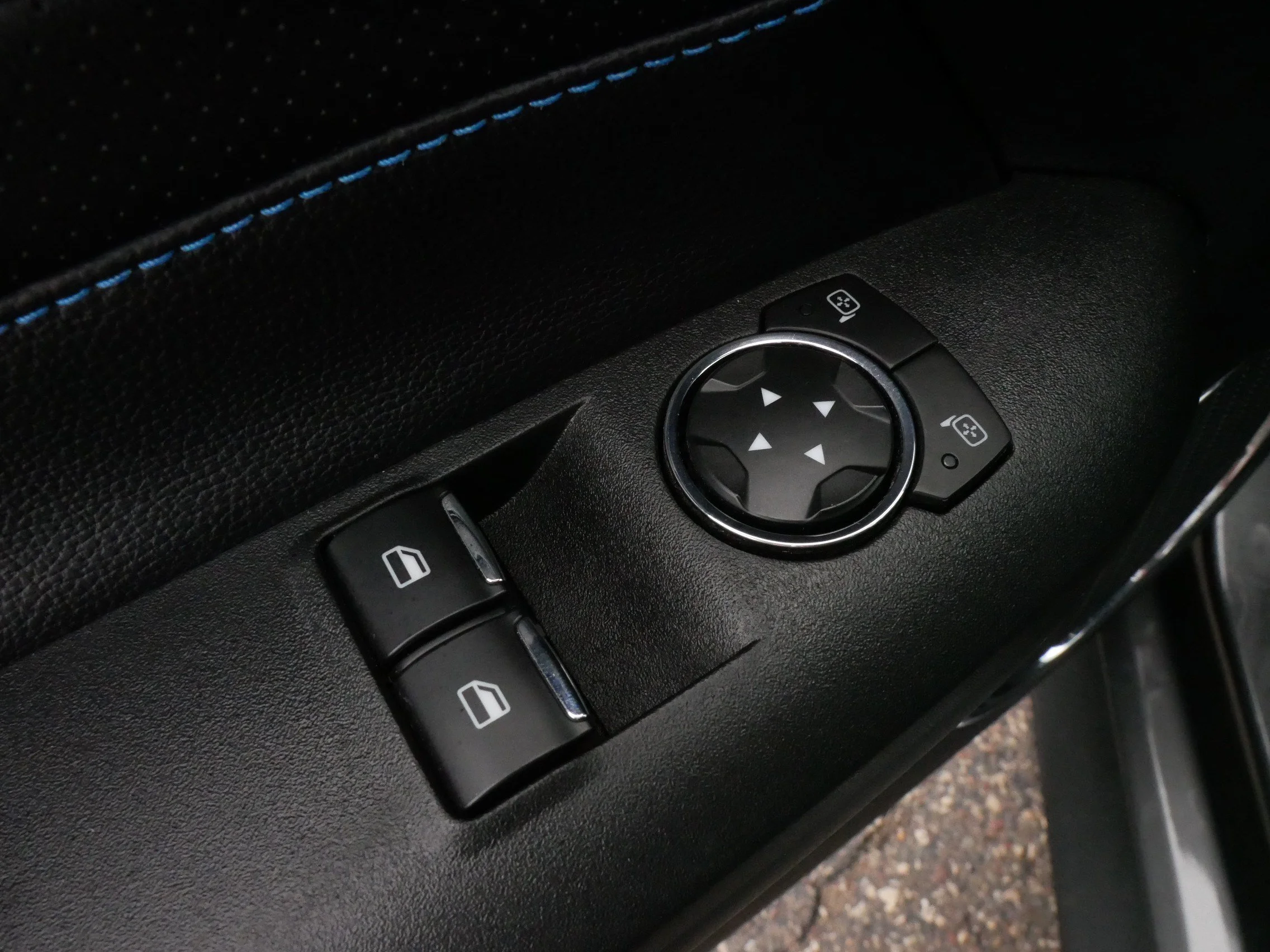 Used 2018 Magnetic Metallic Ford EcoBoost Premium image 19