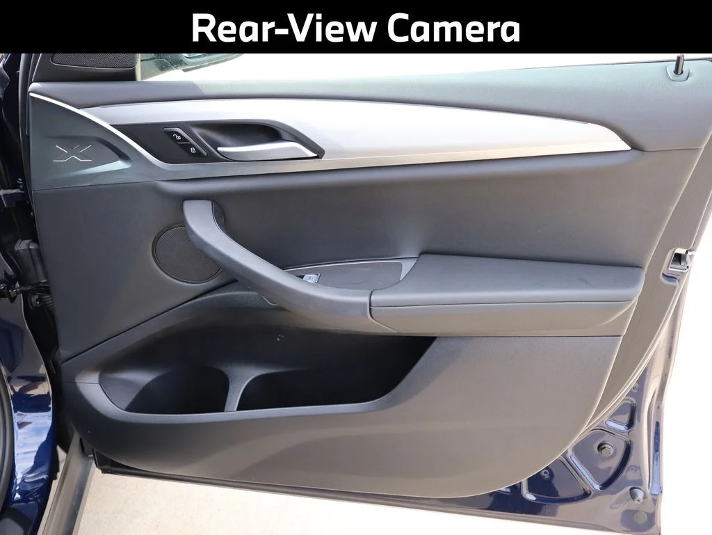 Used 2023 Blue BMW xDrive30i image 14