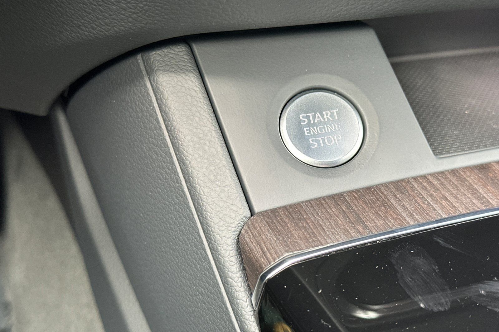 Used 2025 Silver Audi  image 21