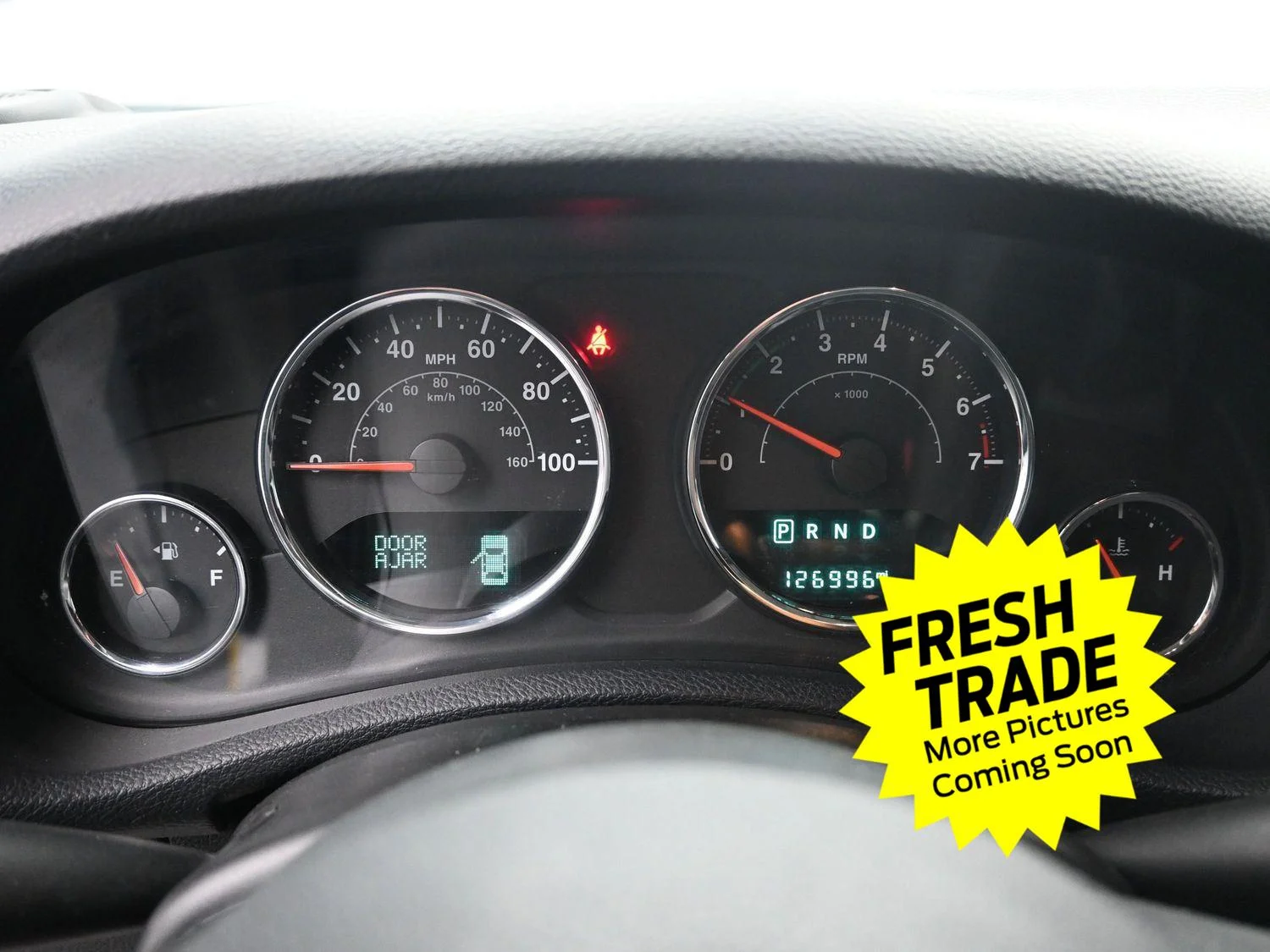 Used 2016 Billet Silver Metallic Clearcoat Jeep Black Bear image 21