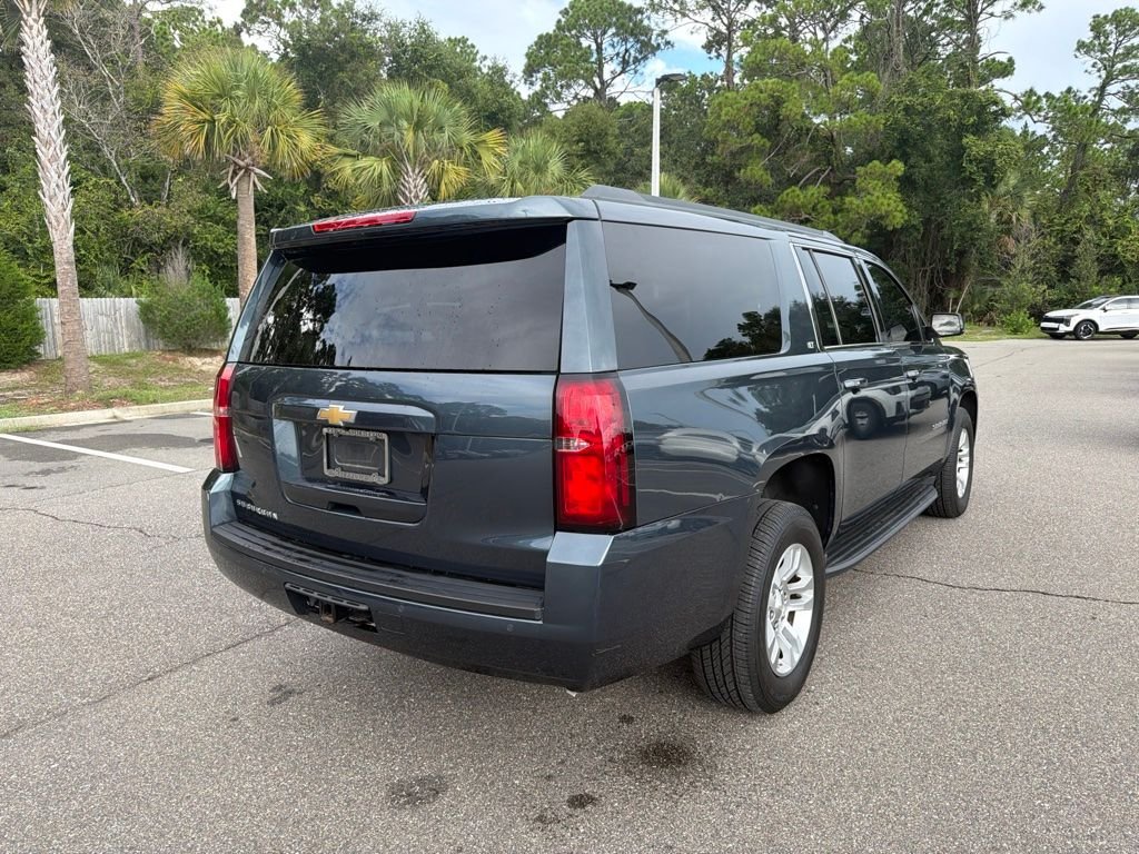Used 2019 Shadow Gray Metallic Chevrolet LT image 4
