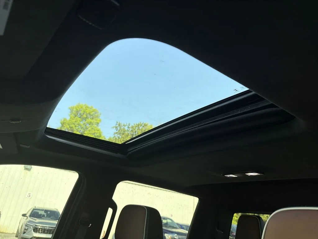 Used 2024 Black GMC Denali Ultimate image 18