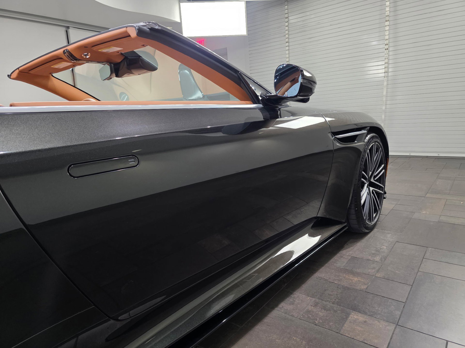 New 2026 Minotaur Green Aston Martin Volante image 9