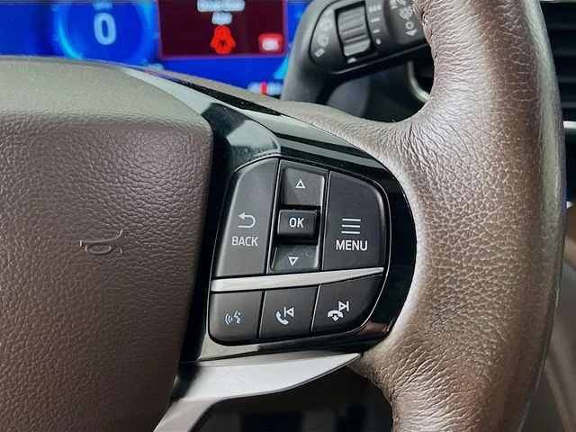 Used 2022 White Ford King Ranch image 35
