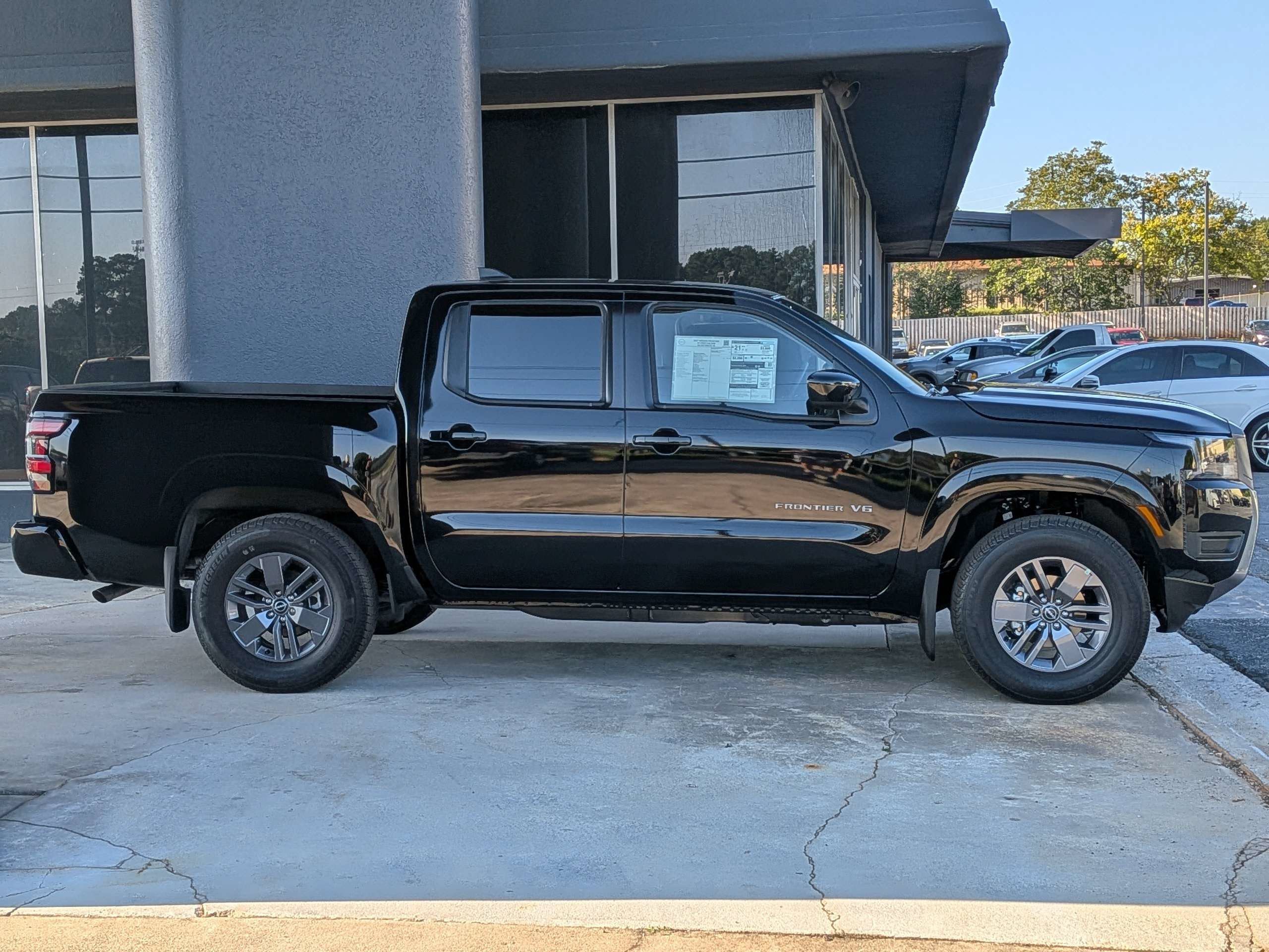 New 2027 Super Black Nissan Crew Cab SV image 2