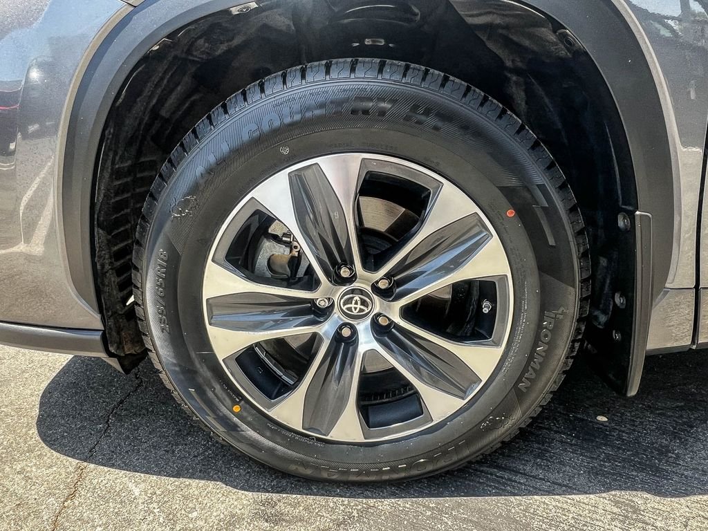 Used 2023 Gray Toyota XLE image 10