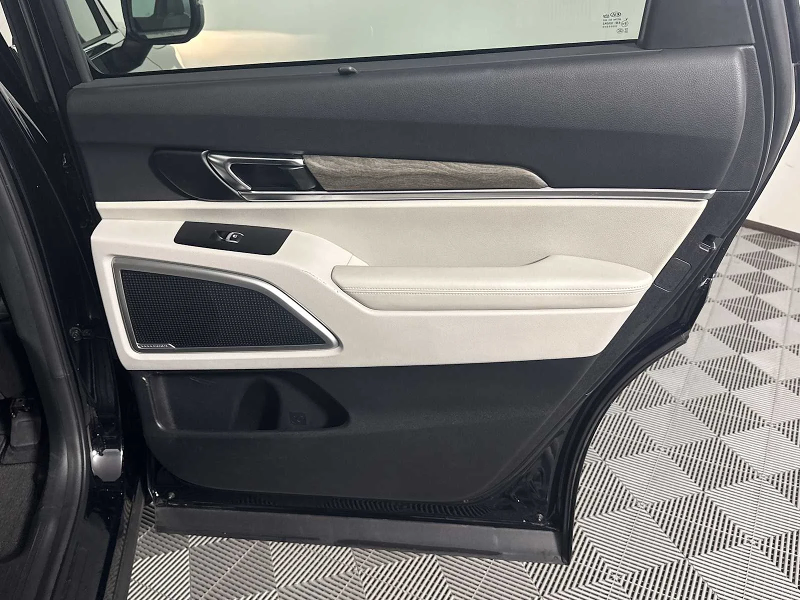 Certified Used 2020 Ebony Black Kia EX image 20