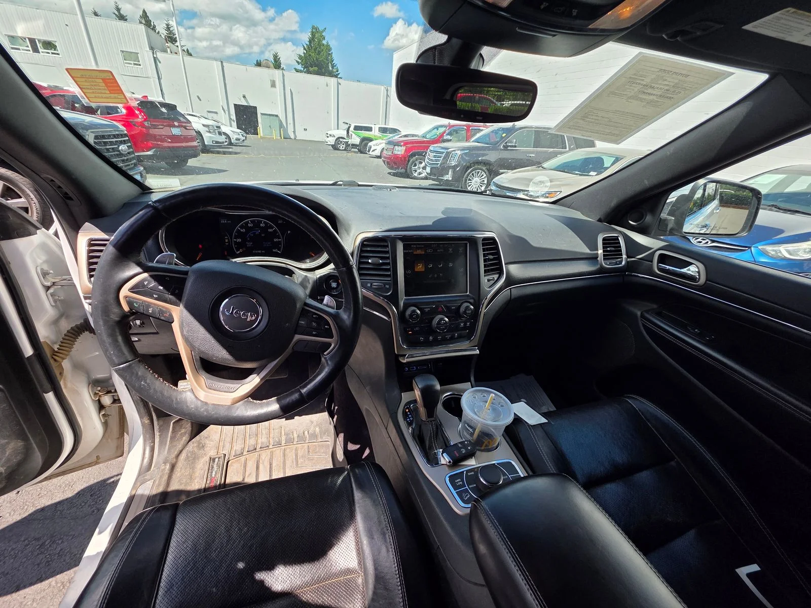 Used 2017 Bright White Clearcoat Jeep Limited image 12