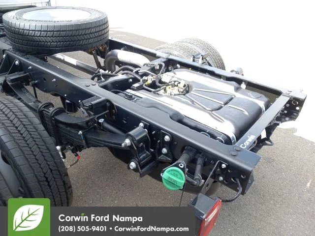 New 2026 Oxford White Ford XL image 27