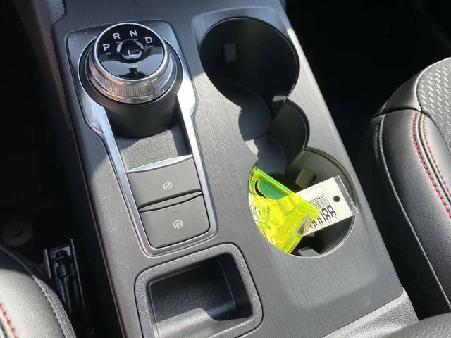 2025 Ford Escape Hybrid ST-Line - Photo 16