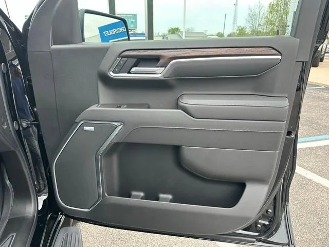 2026 GMC Sierra 1500 SLT - Photo 10