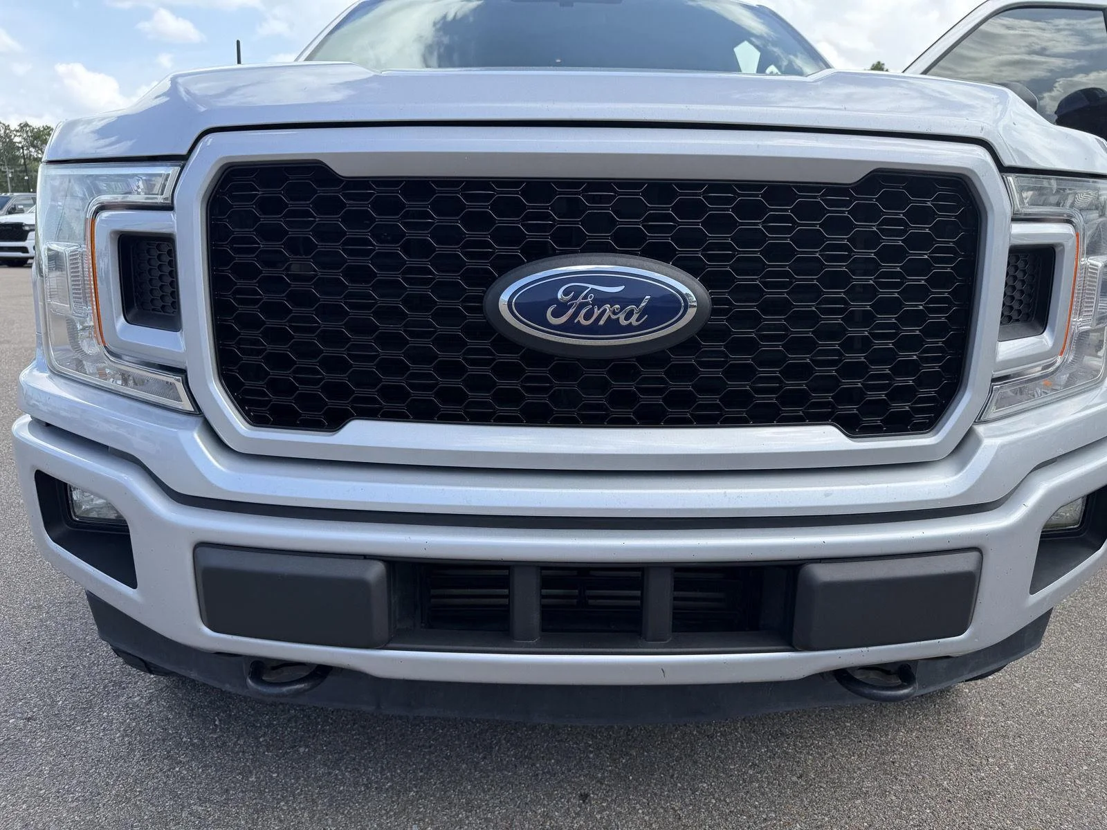 Used 2018 Ingot Silver Ford XL image 21
