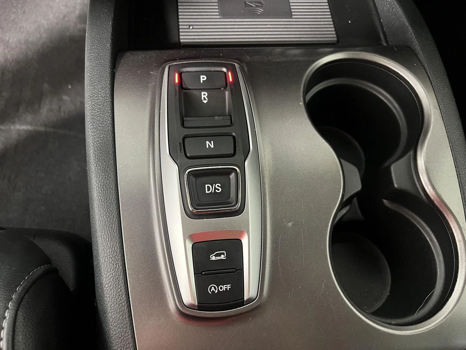 Used 2023 Platinum White Pearl Honda EX-L image 18