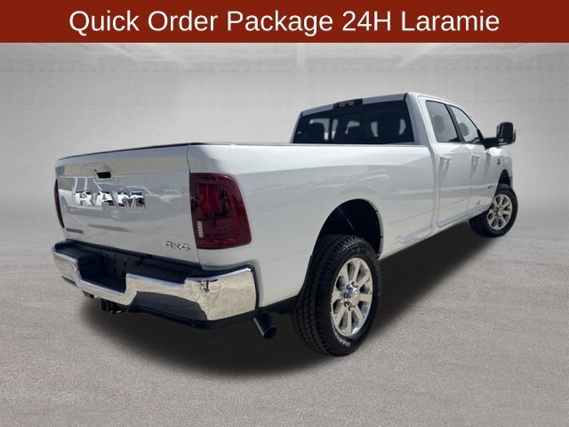 New 2026 Bright White Clear-Coat Exterior Paint RAM Laramie image 4
