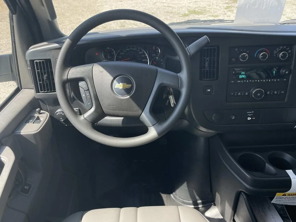 2026 Chevrolet Express Cargo Work Van - Photo 12