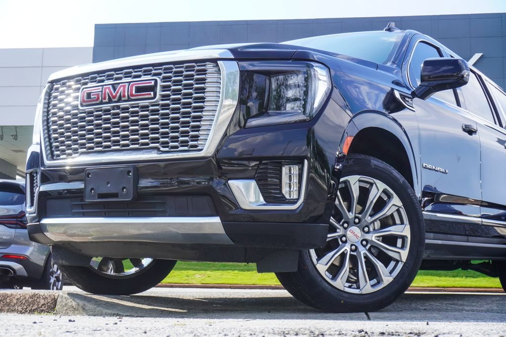 Used 2024 Black GMC Denali image 2