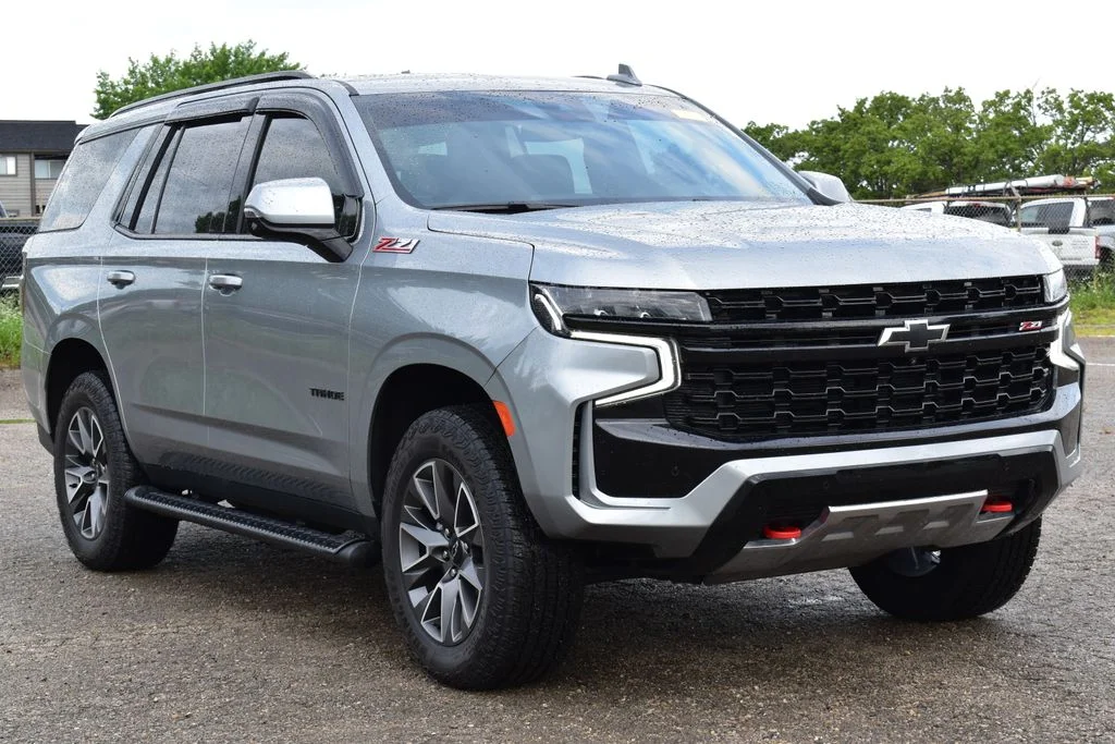 Used 2024 Sterling Gray Metallic Chevrolet Z71 image 3