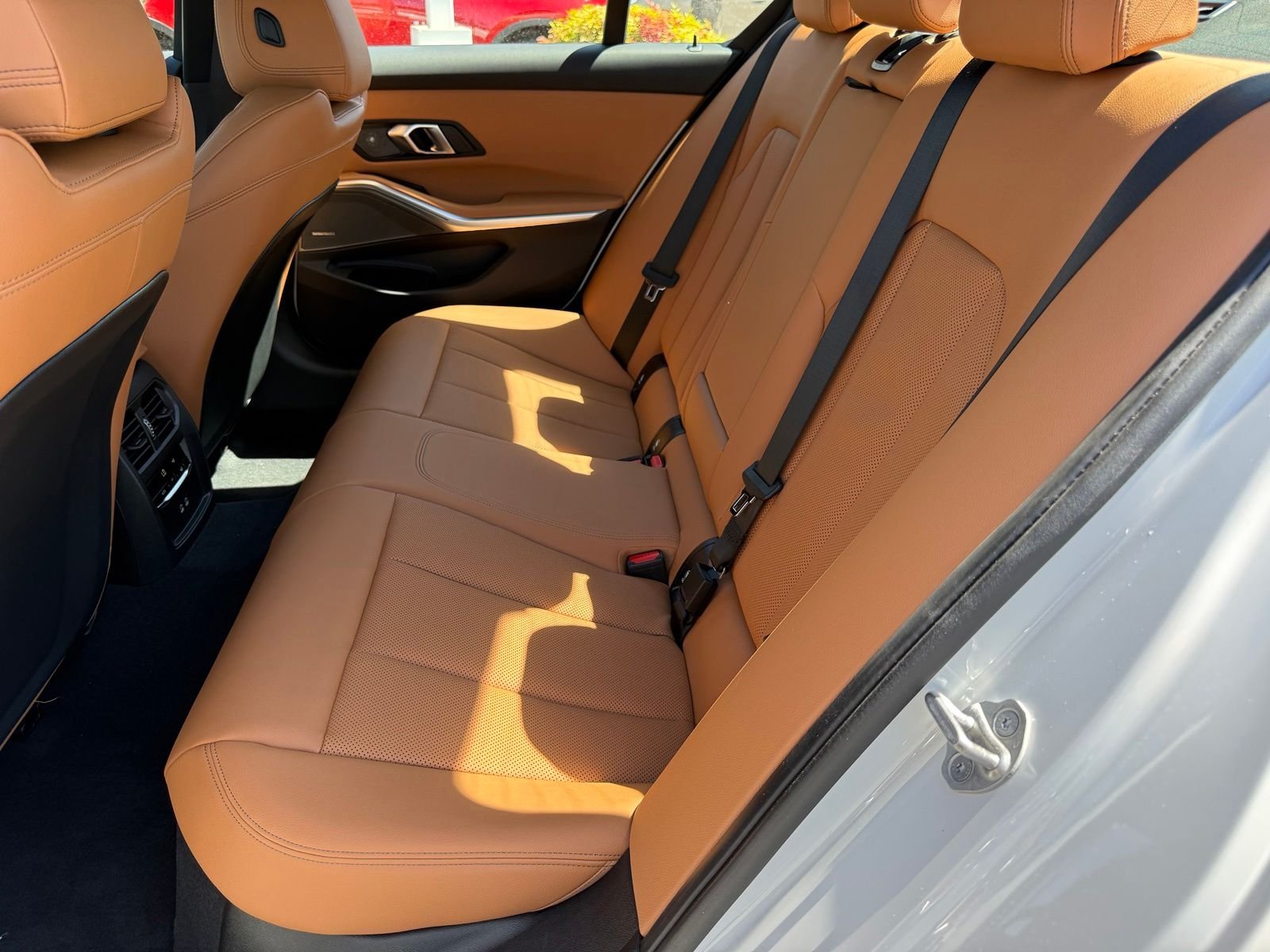 New 2026 Mineral White Metallic BMW 330i image 30
