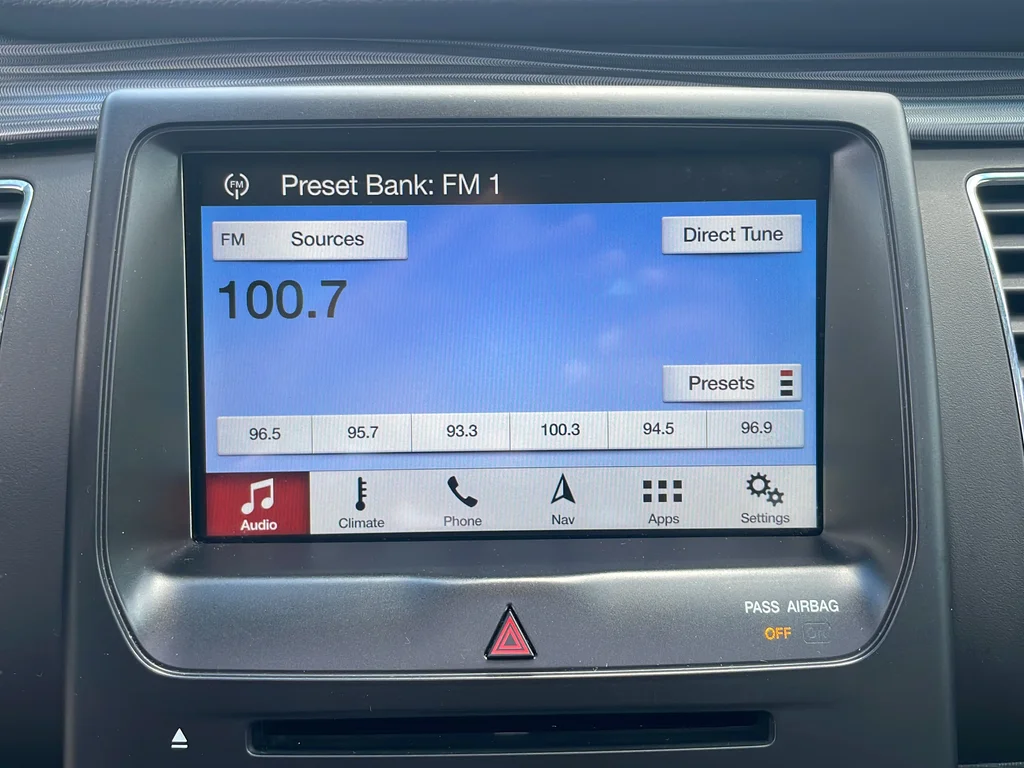Used 2019 White Ford SEL image 14