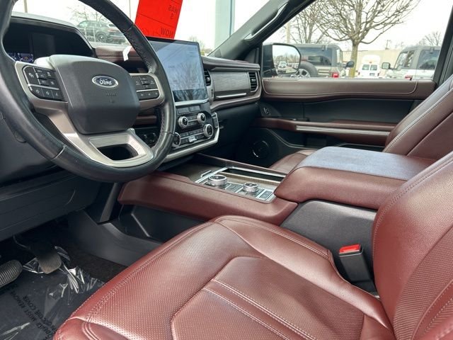 Used 2023 Blue Ford Limited image 23