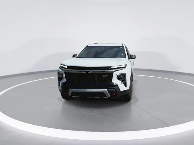 Certified Used 2026 Polar White Tricoat Chevrolet Z71 image 3