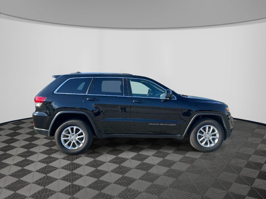 Used 2021 Black Jeep Laredo E image 6