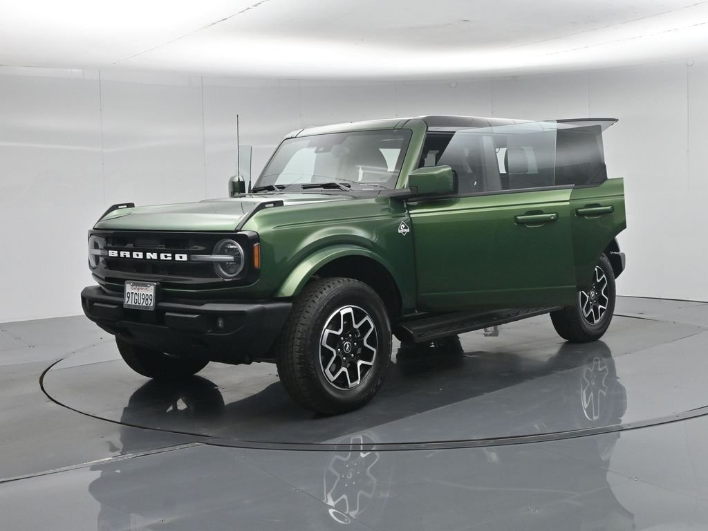 Certified Used 2025 Green Ford Outer Banks image 33