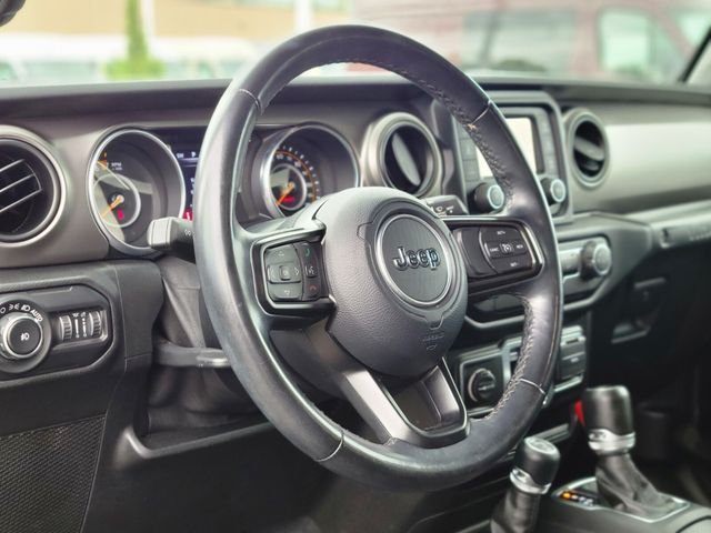 Used 2020 Black Jeep Sport S image 15