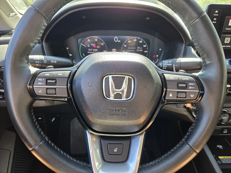 Used 2025 Platinum White Pearl Honda TOURING image 30