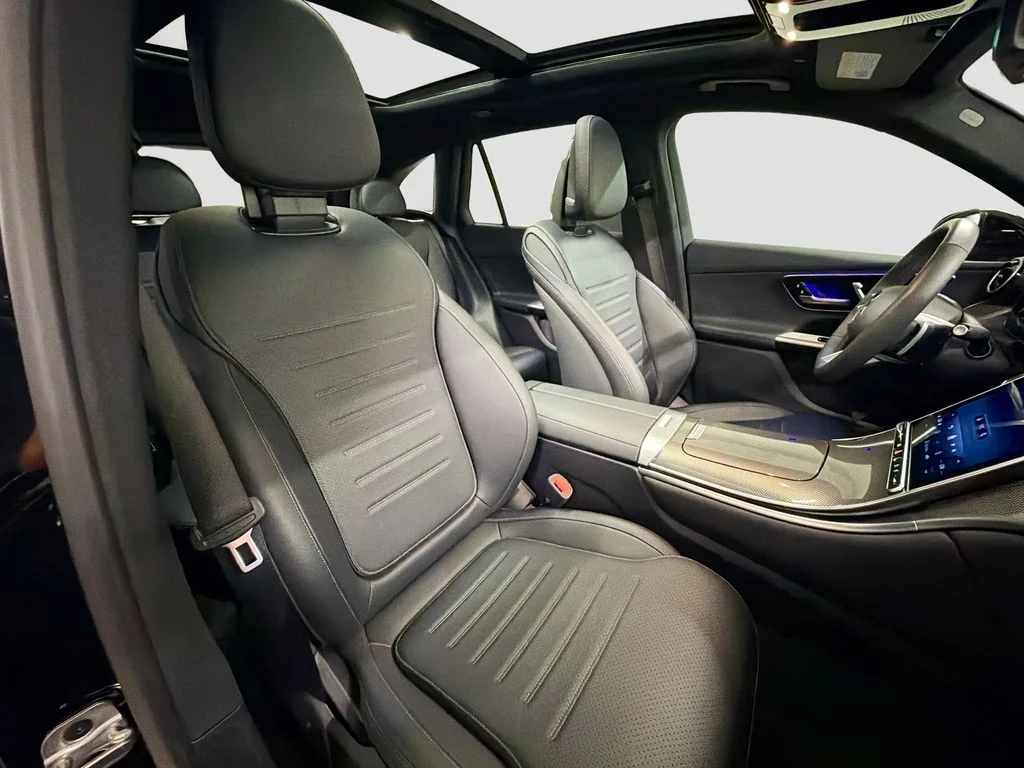Certified Used 2026 Black Mercedes-Benz GLC 300 image 29