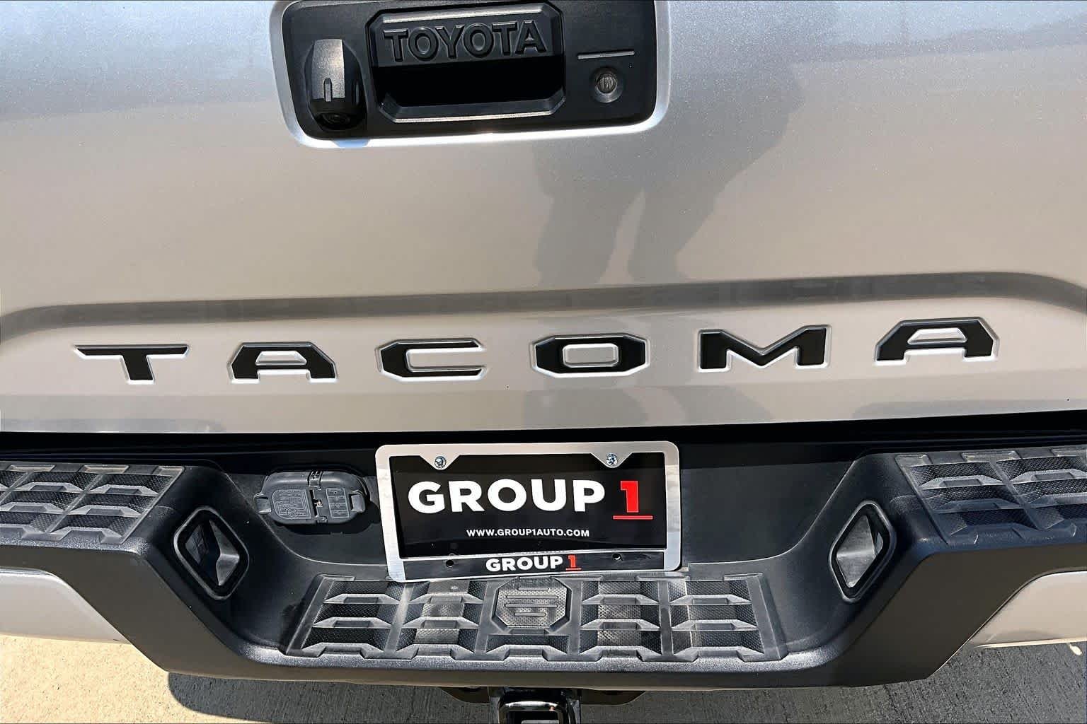 Used 2022 Celestial Silver Metallic Toyota SR image 10