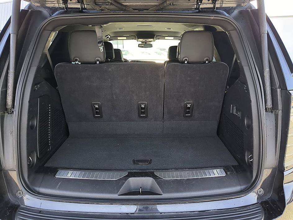 Used 2025 Dark Ash Metallic Chevrolet Premier image 33