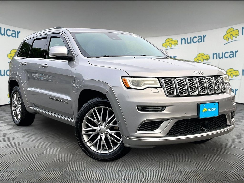 Used 2018 Silver Jeep Summit image 1