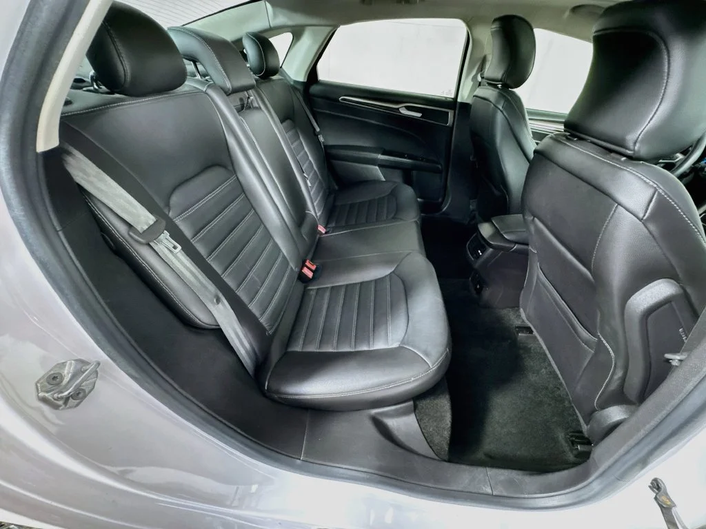 Used 2016 White Ford SE image 33