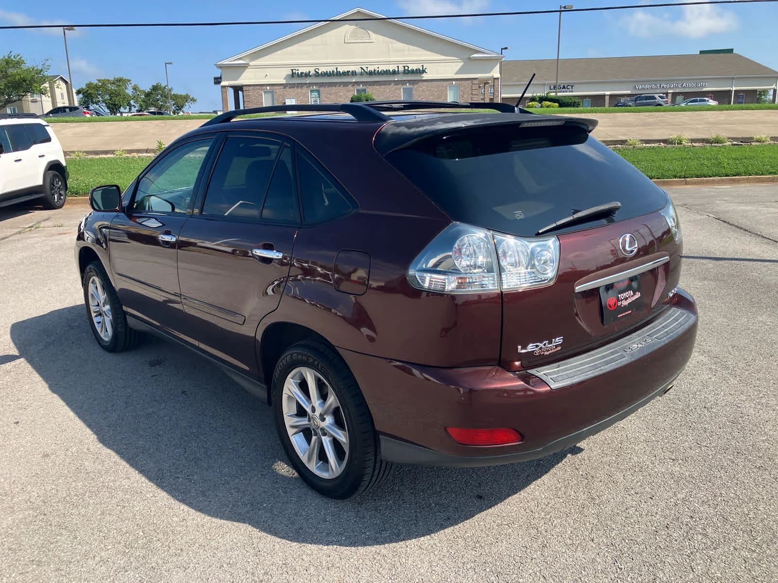 Used 2008 Brandy Wine Mica Lexus  image 5