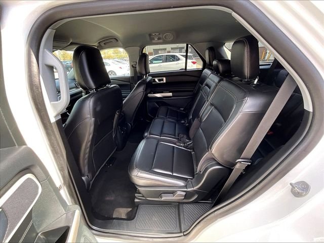 Used 2023 White Ford XLT image 15