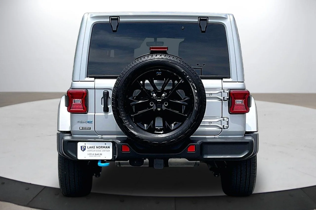 Certified Used 2023 Silver Jeep Sahara 4xe image 8