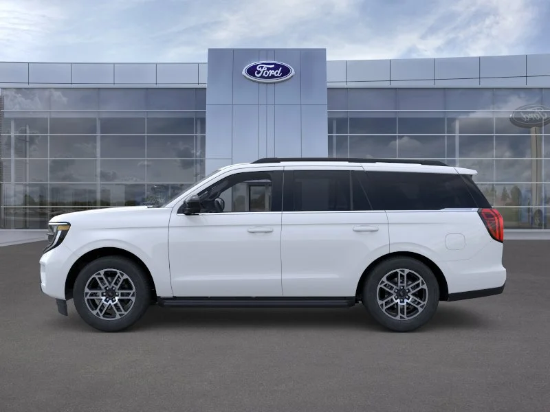 New 2026 Oxford White Ford Active image 3