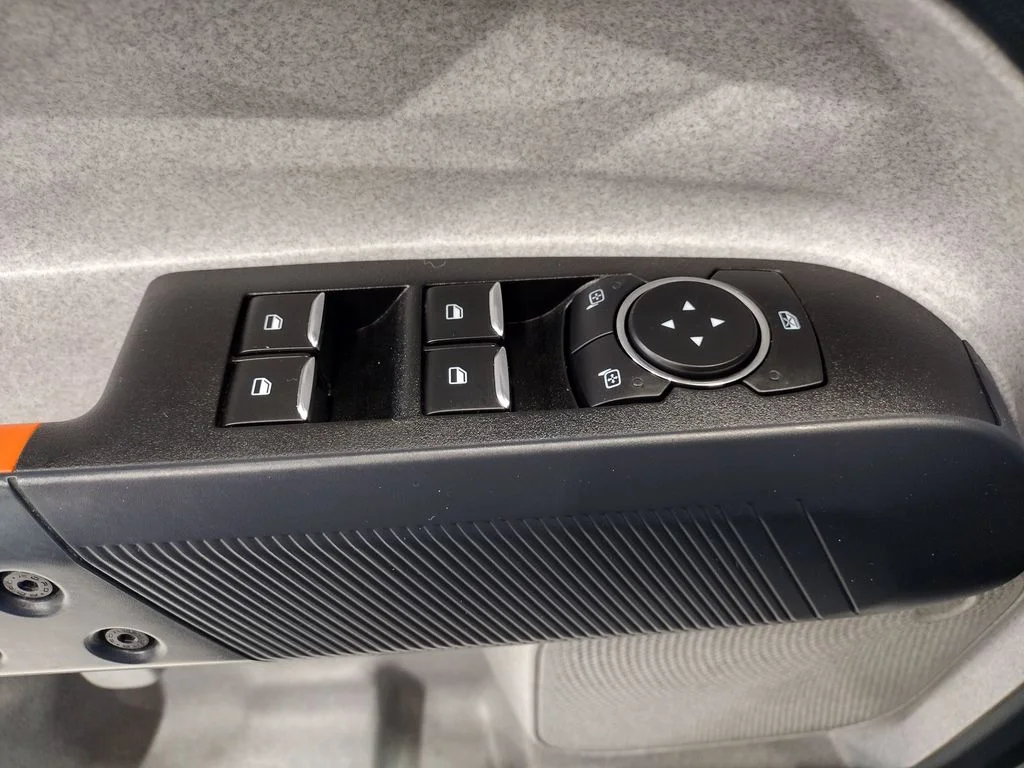 Used 2022 Gray Ford XLT image 21