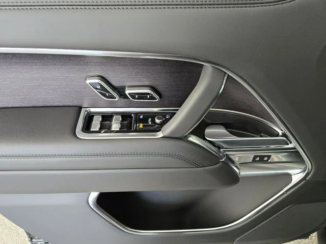 2026 Land Rover Range Rover SE - Photo 20