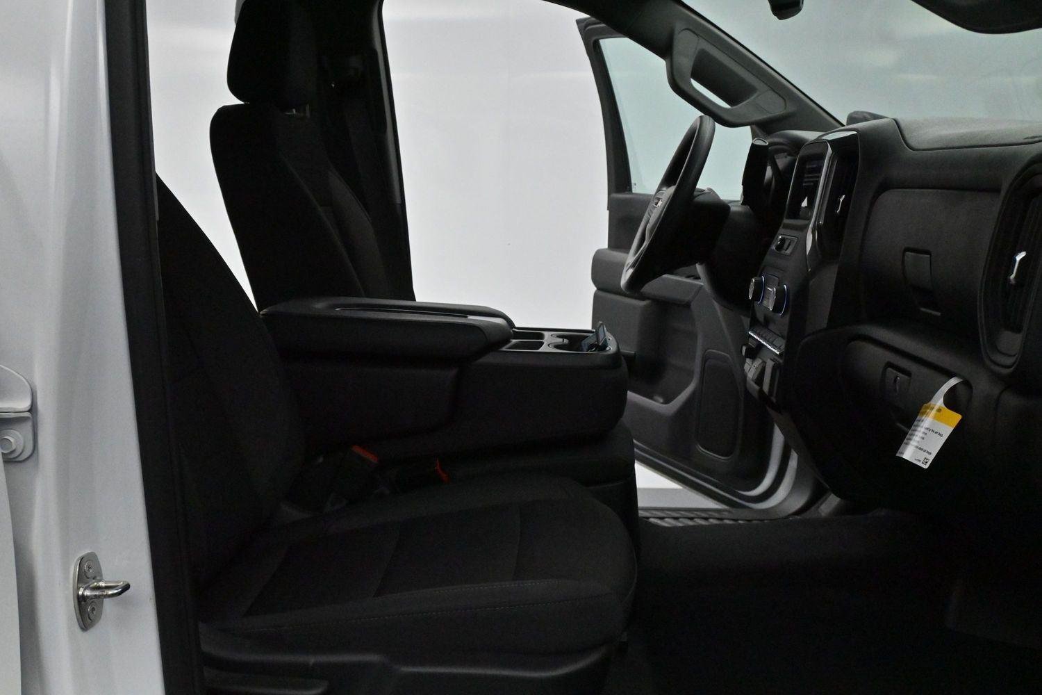 Used 2024 Summit White Chevrolet Custom image 28