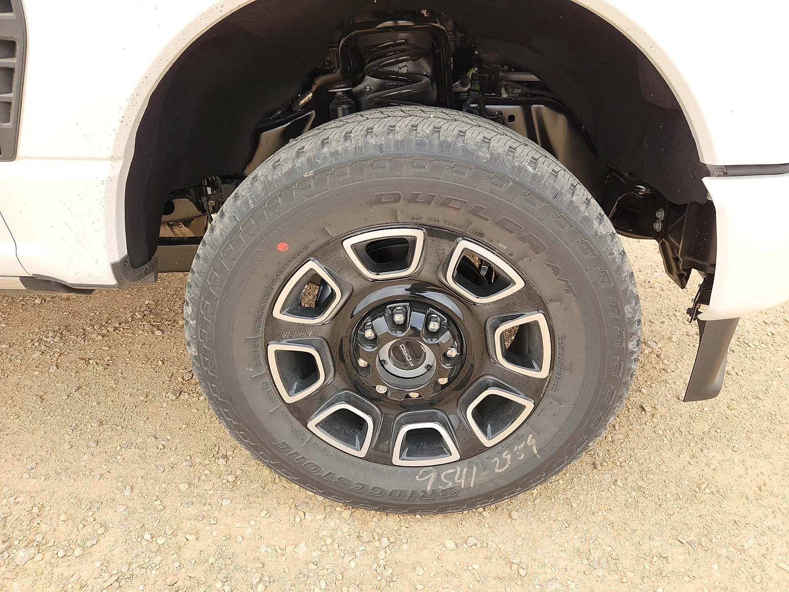 New 2026 Star White Metallic Tri-Coat Ford F-250® Platinum® image 9