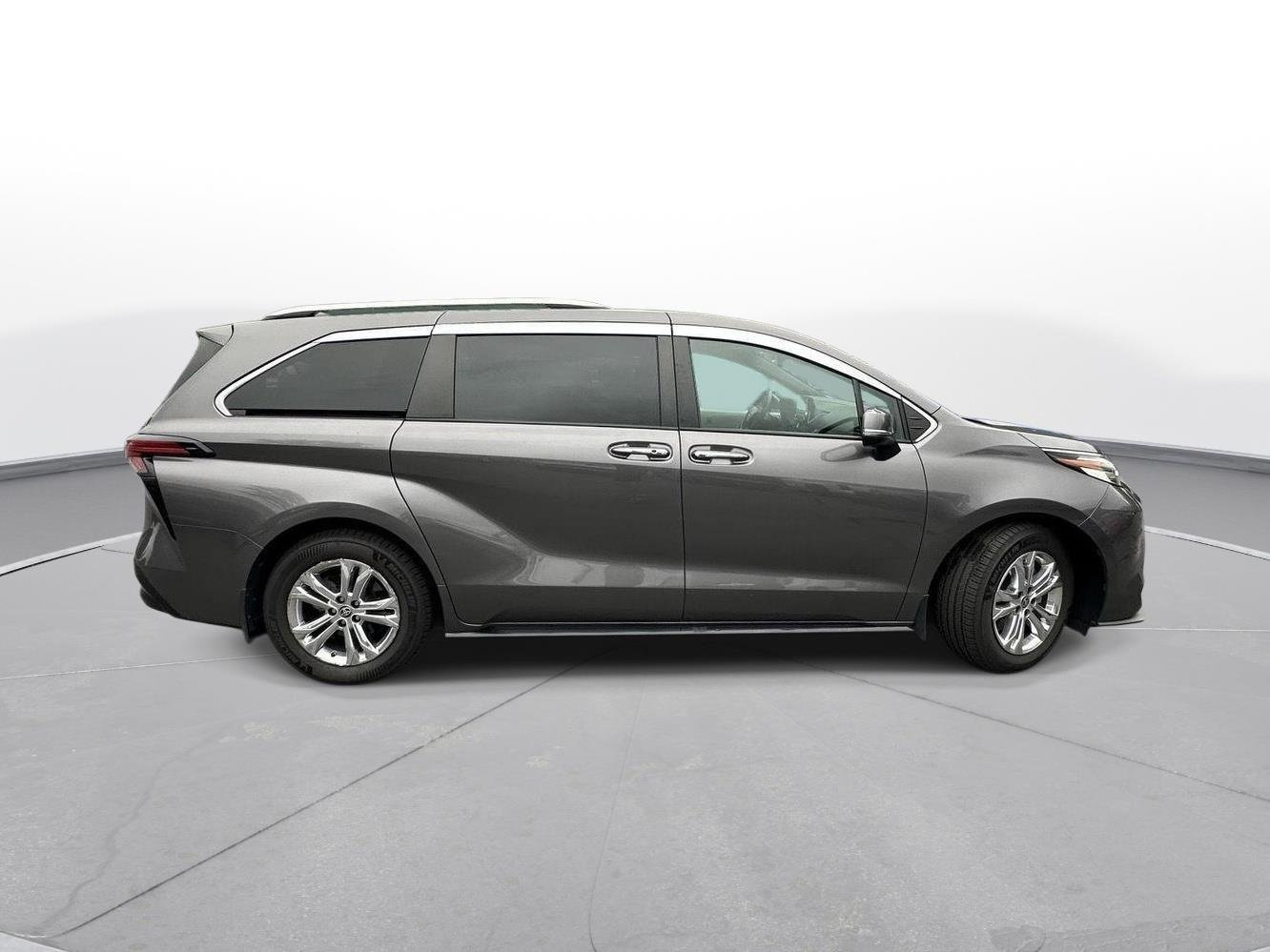 Used 2023 Predawn Gray Mica Toyota Platinum 7-Passenger image 5