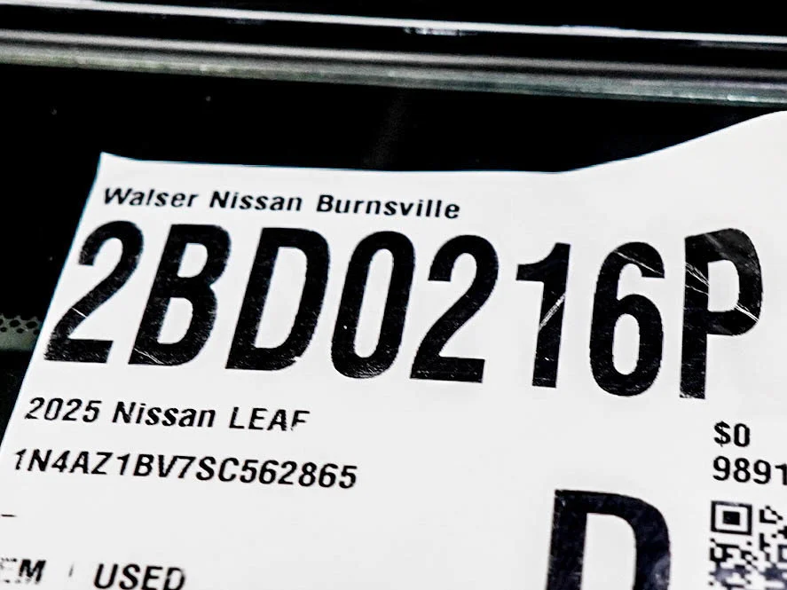 Used 2025 Super Black Nissan S image 28