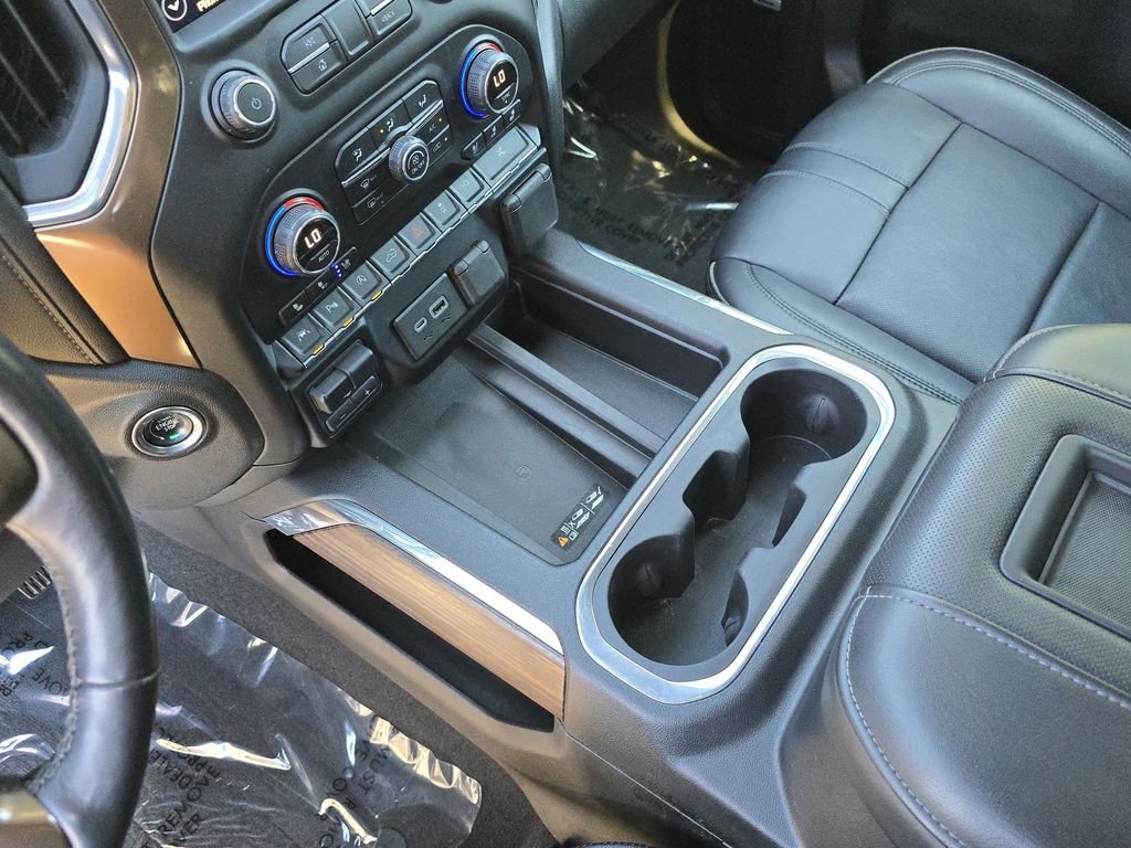 Used 2019 Beige Chevrolet High Country image 30