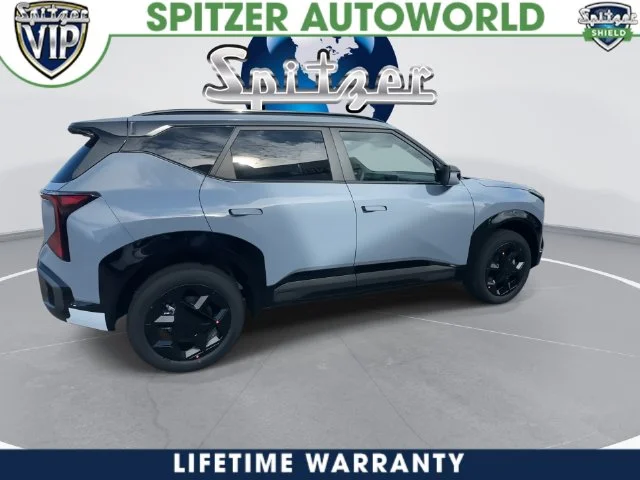 New 2027 Pale Gray Kia X-Line S image 16