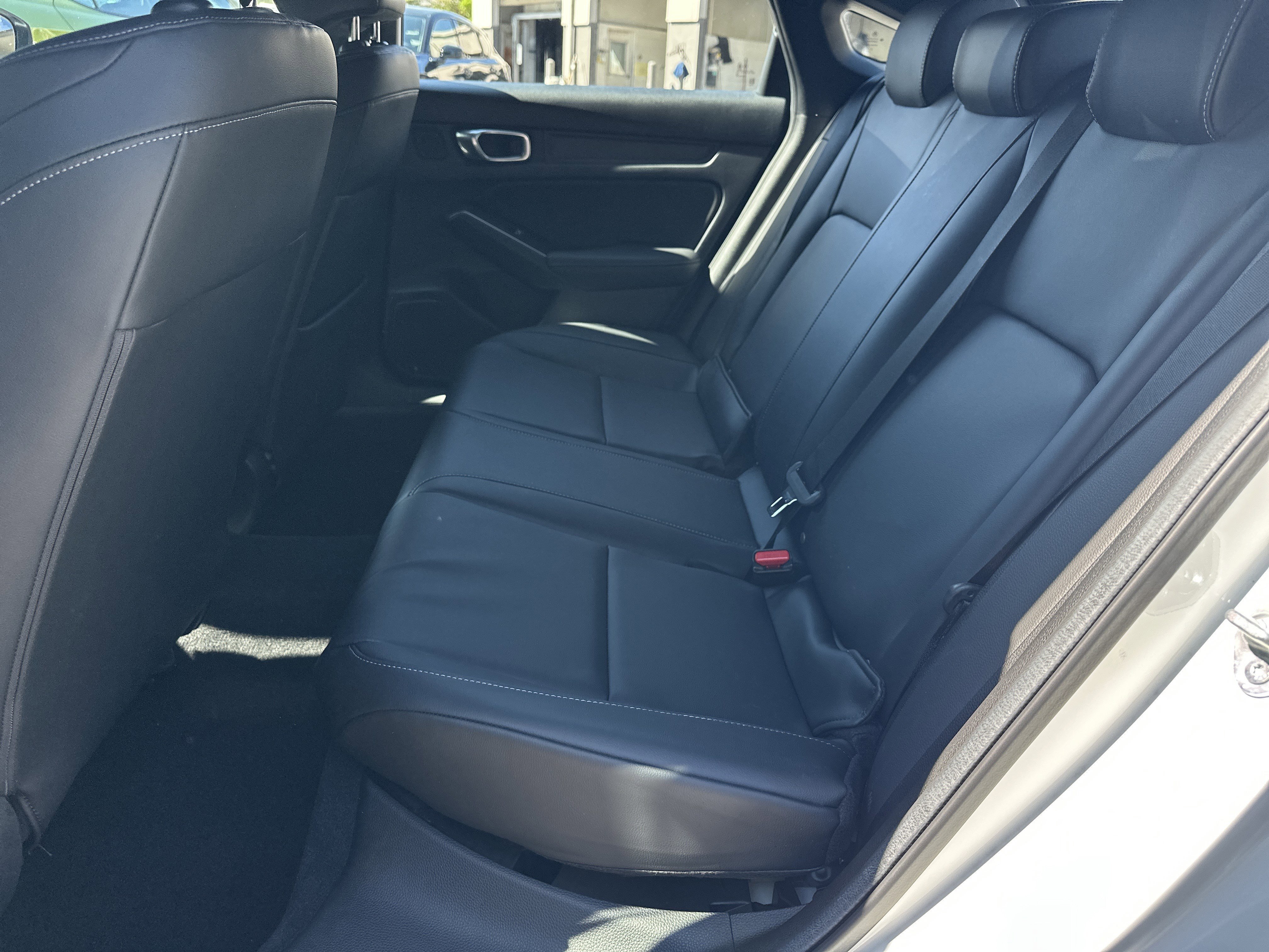 Used 2024 Platinum White Pearl Acura w/A-Spec Package image 25