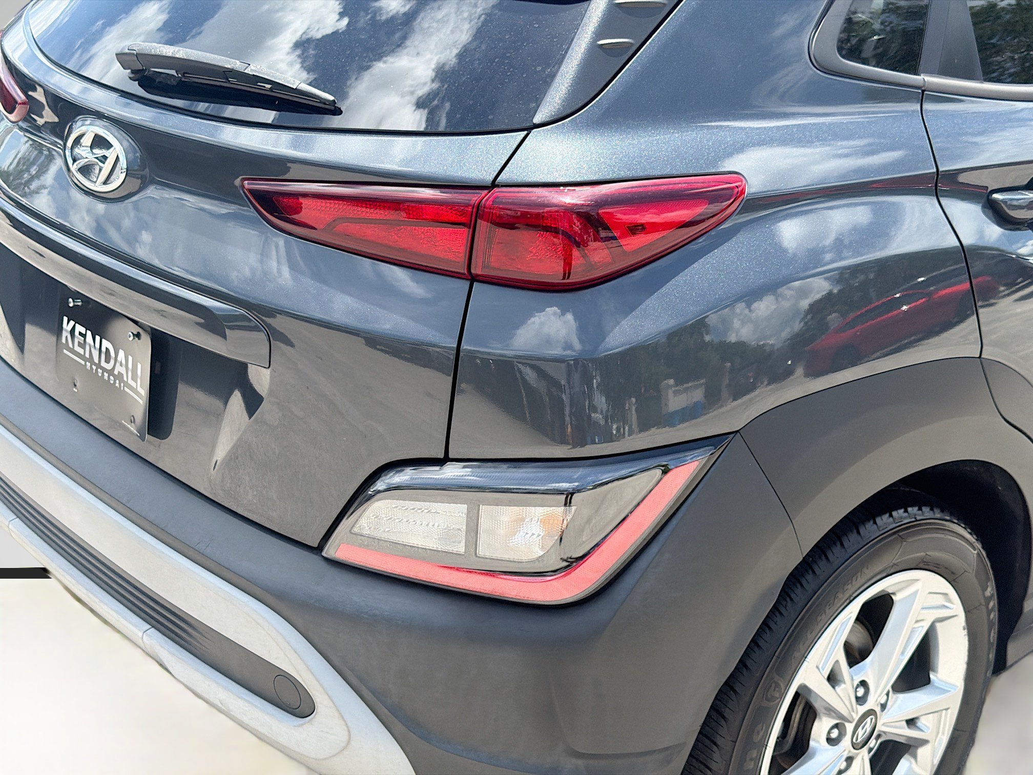 Used 2022 Thunder Gray Hyundai SEL image 24